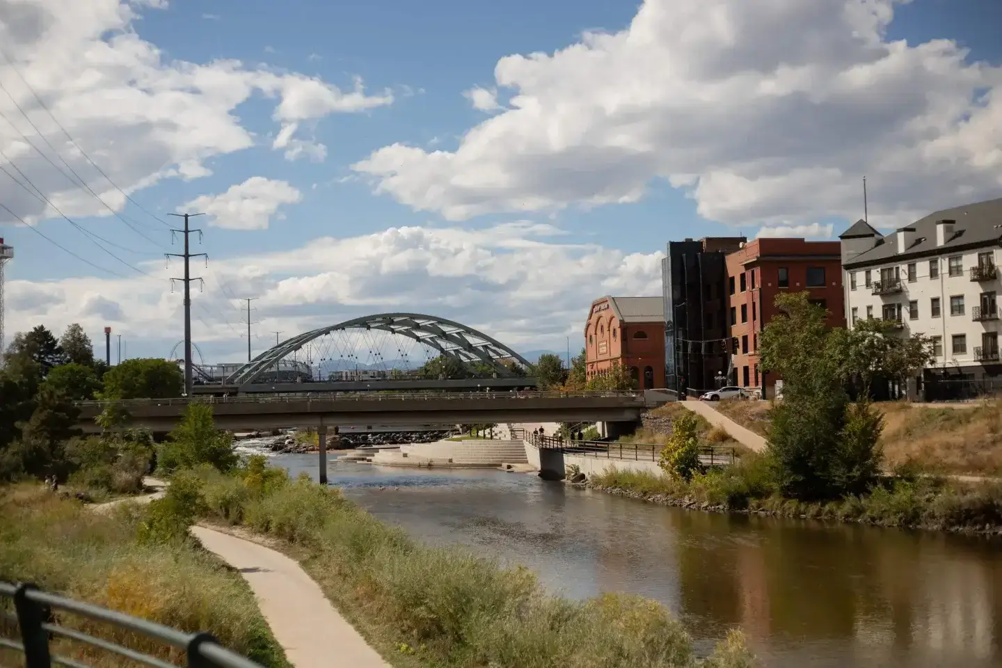 line28 apartments neighborhood